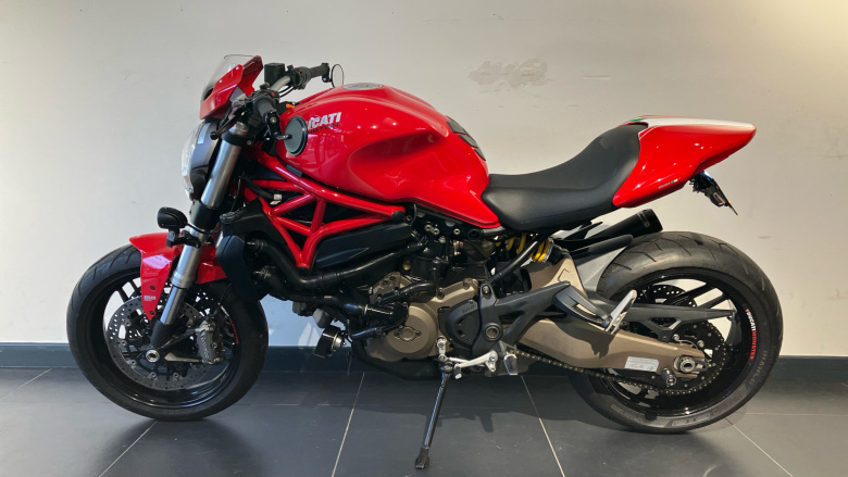 Ducati Monster 821 (15MY)